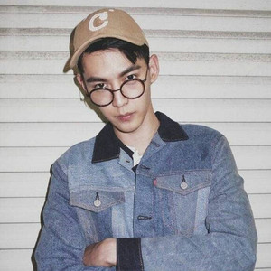 1级大黄片 加州变形人妖东方衣服操逼
